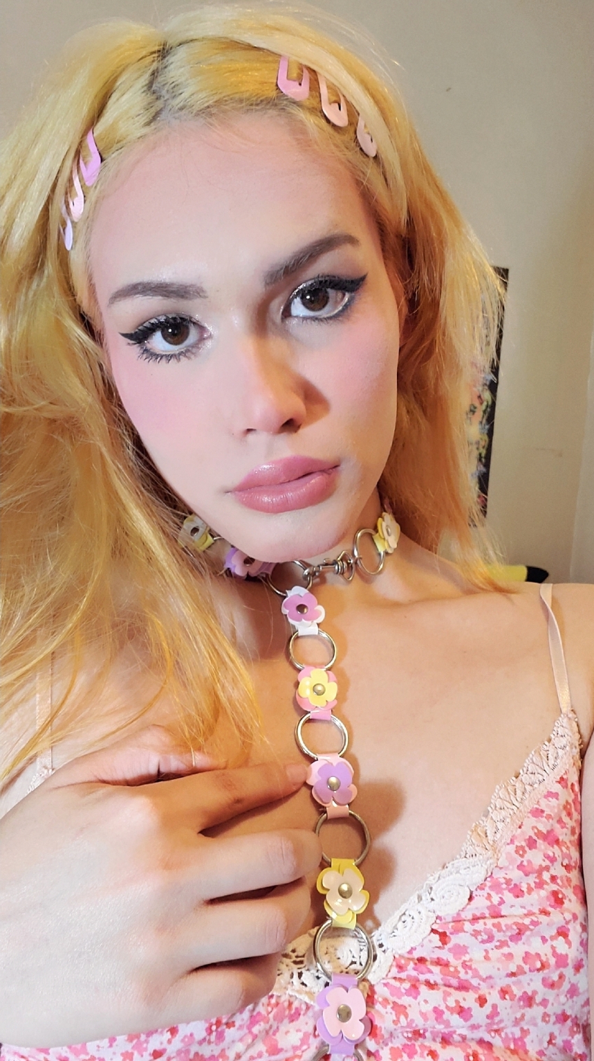 Blonde Hair Rule 34 Image