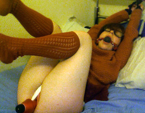 Velma Dinkley (Scooby-Doo) Rule 34 Image