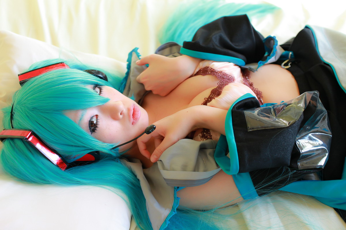 Hatsune Miku (Vocaloid) Rule 34 Image