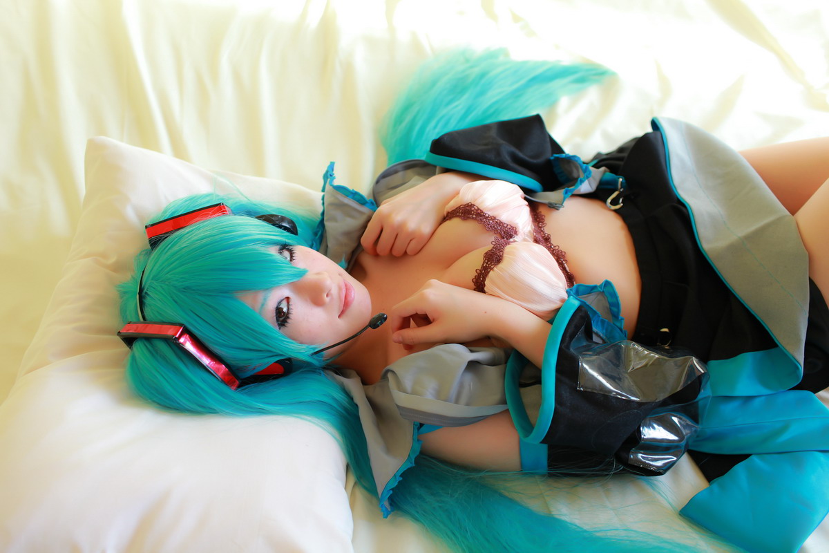 Hatsune Miku (Vocaloid) Rule 34 Image