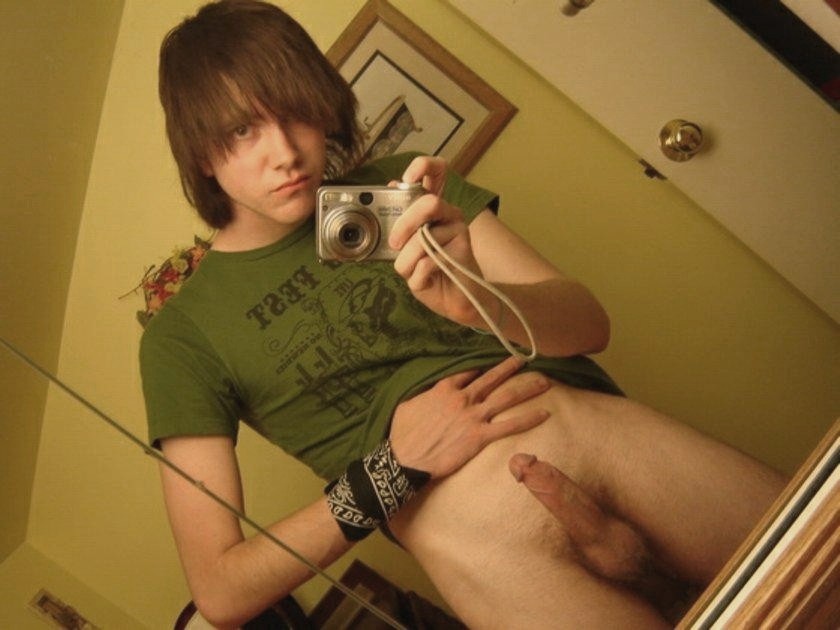 Bottomless Rule 34 Image