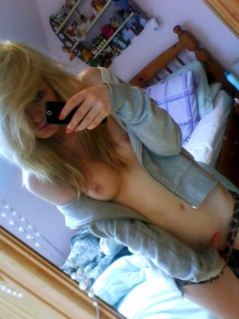 Camwhore Rule 34 Image