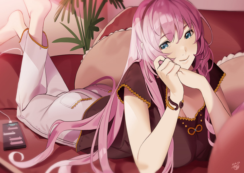 Megurine Luka (Vocaloid) Rule 34 Image