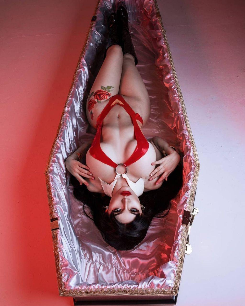 Vampirella Rule 34 Image