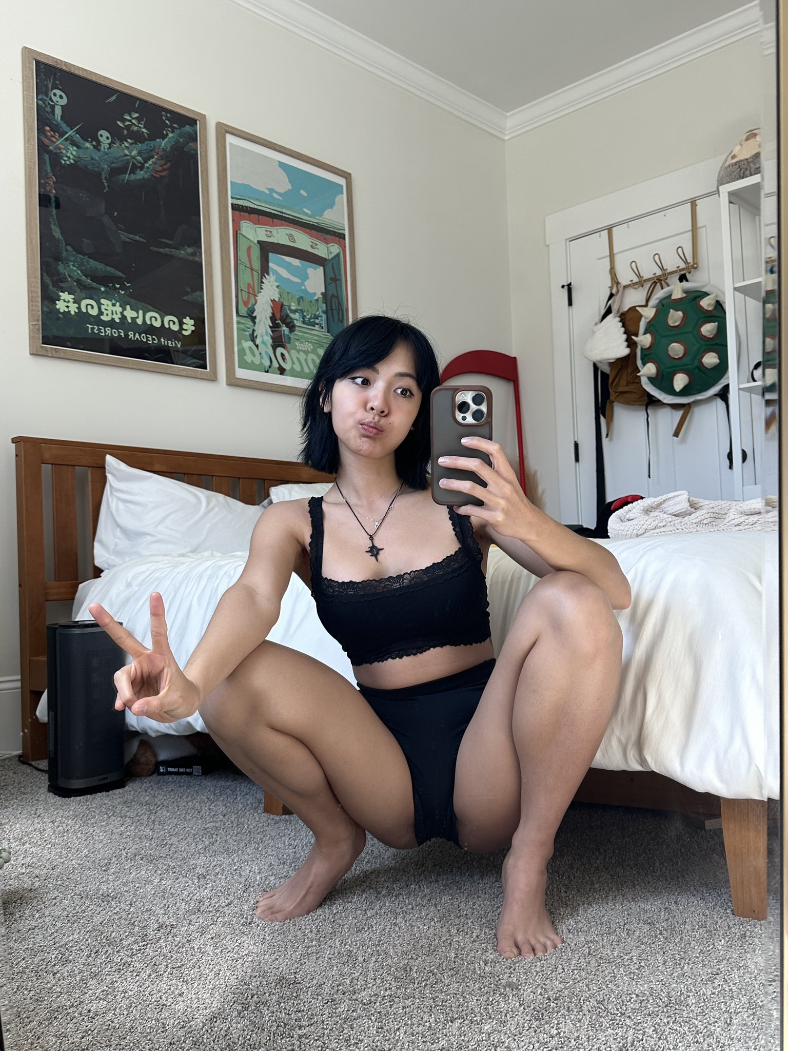 Barefoot Rule 34 Image