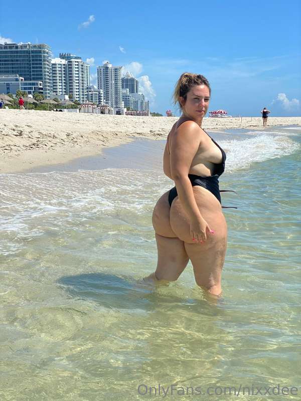 Beach Rule 34 Image
