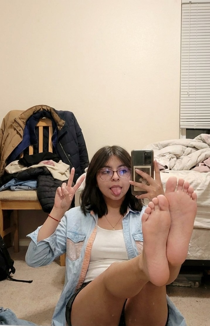 Feet Rule 34 Image